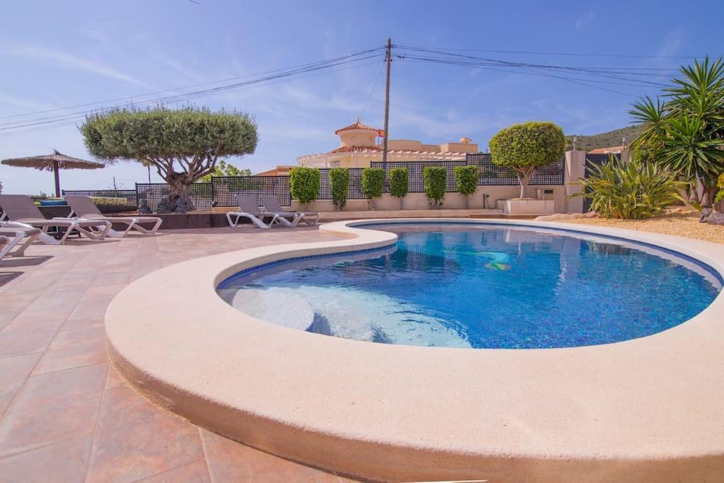 Villa Moderna Con Piscina El Campello Exterior photo