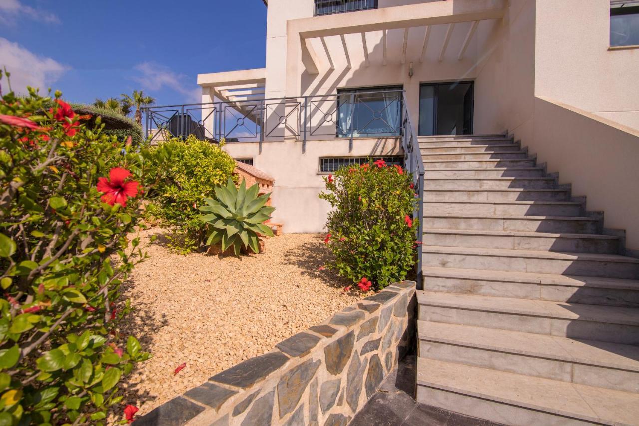 Villa Moderna Con Piscina El Campello Exterior photo